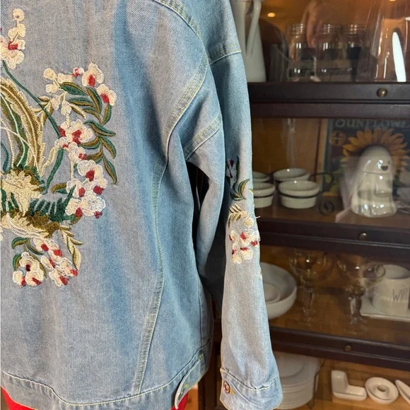 Sadie & Love Oversized Boho Floral Back Embroidery Denim Jean Jacket Size S - Picture 3 of 6